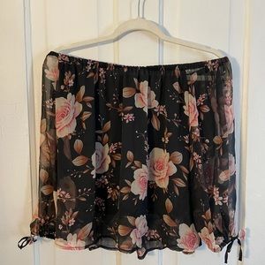 American Eagle off the shoulder floral top